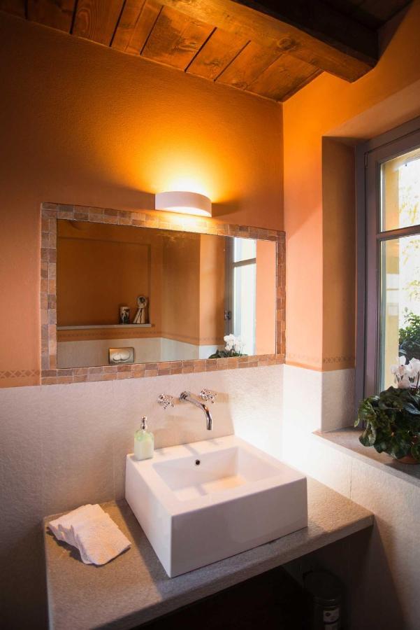Cascina Canee Angera Εξωτερικό φωτογραφία